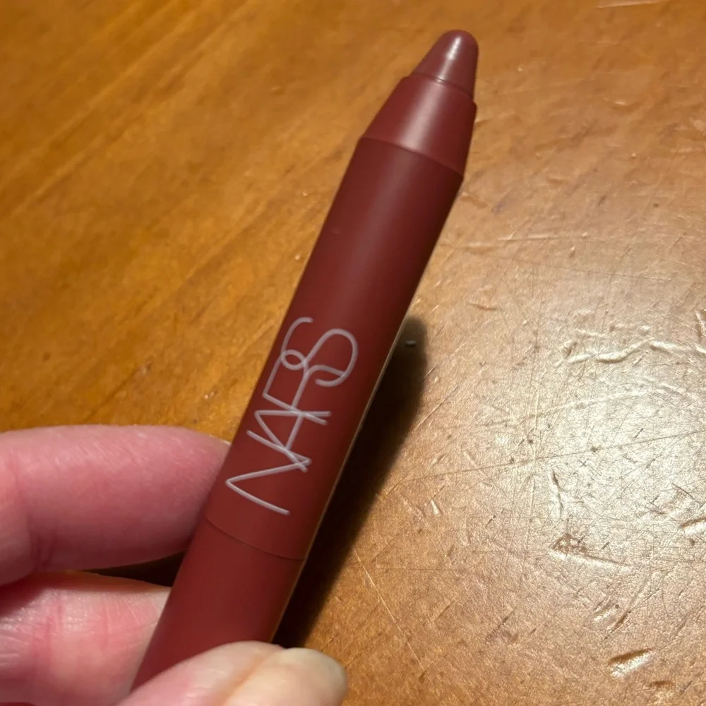 NARS Powermatte High-intensity Lip Pencil Walkyrie